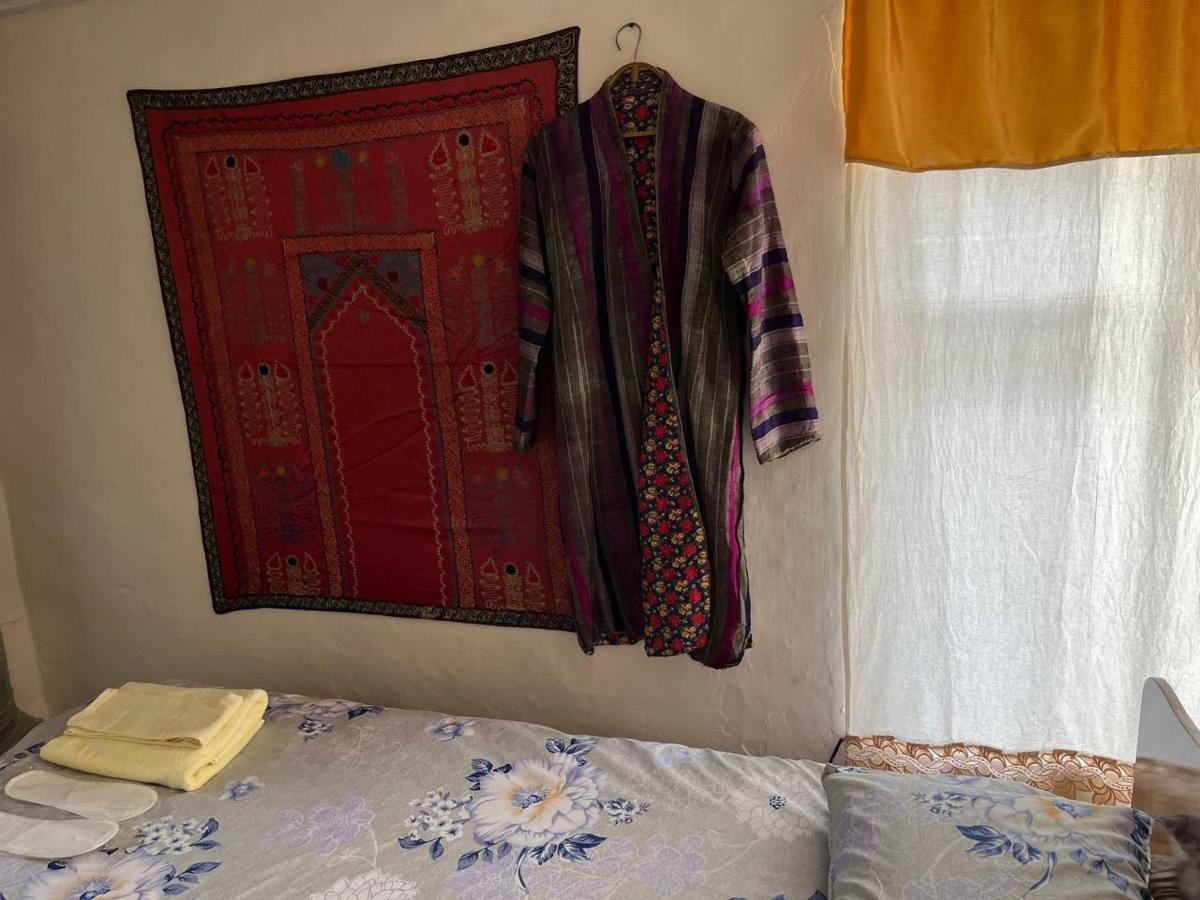 Tasmin Mexr Hostel Samarkand Buitenkant foto